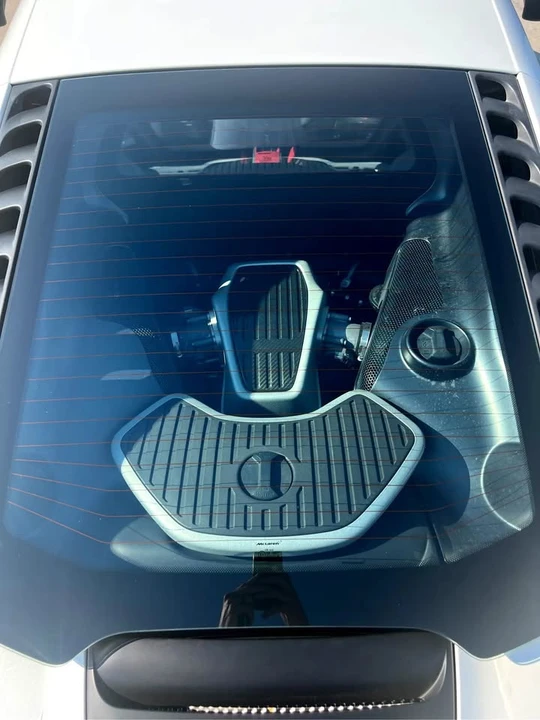 2012 McLaren MP4-12C - Image 18 of 20