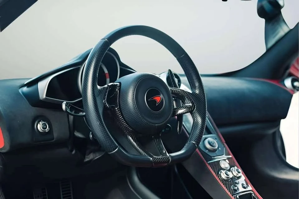 2012 McLaren MP4-12C - Image 16 of 20