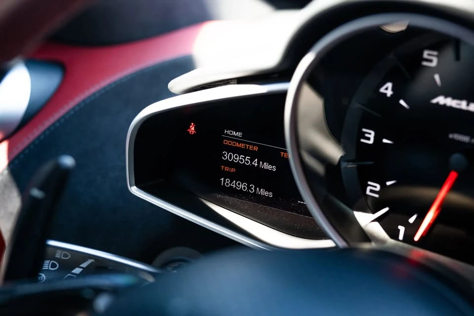 2012 McLaren MP4-12C - Image 20 of 20