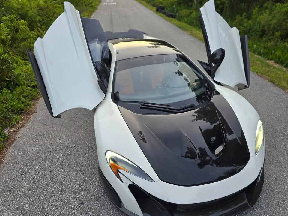 2012 McLaren MP4-12C - Image 3 of 19