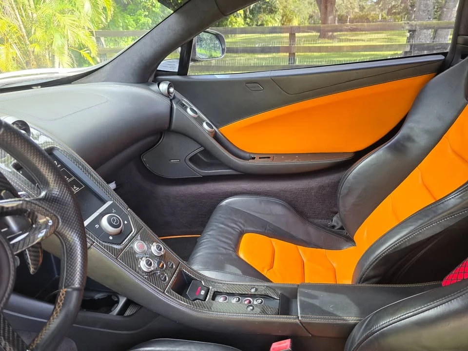 2012 McLaren MP4-12C - Image 7 of 19