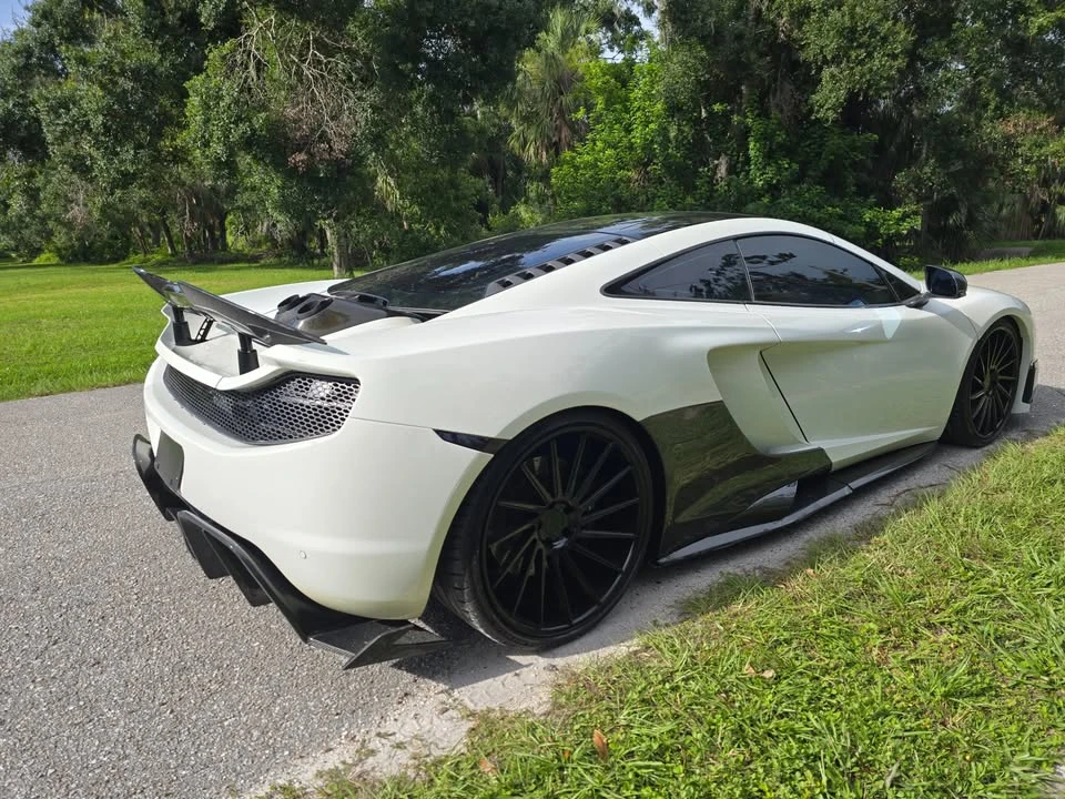 2012 McLaren MP4-12C - Image 15 of 19
