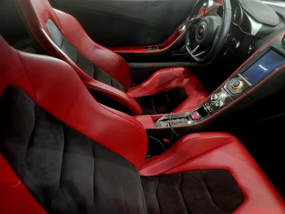 2012 McLaren MP4-12C - Image 20 of 20
