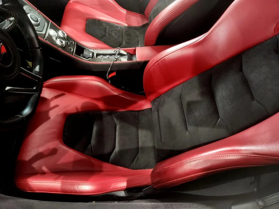 2012 McLaren MP4-12C - Image 17 of 20