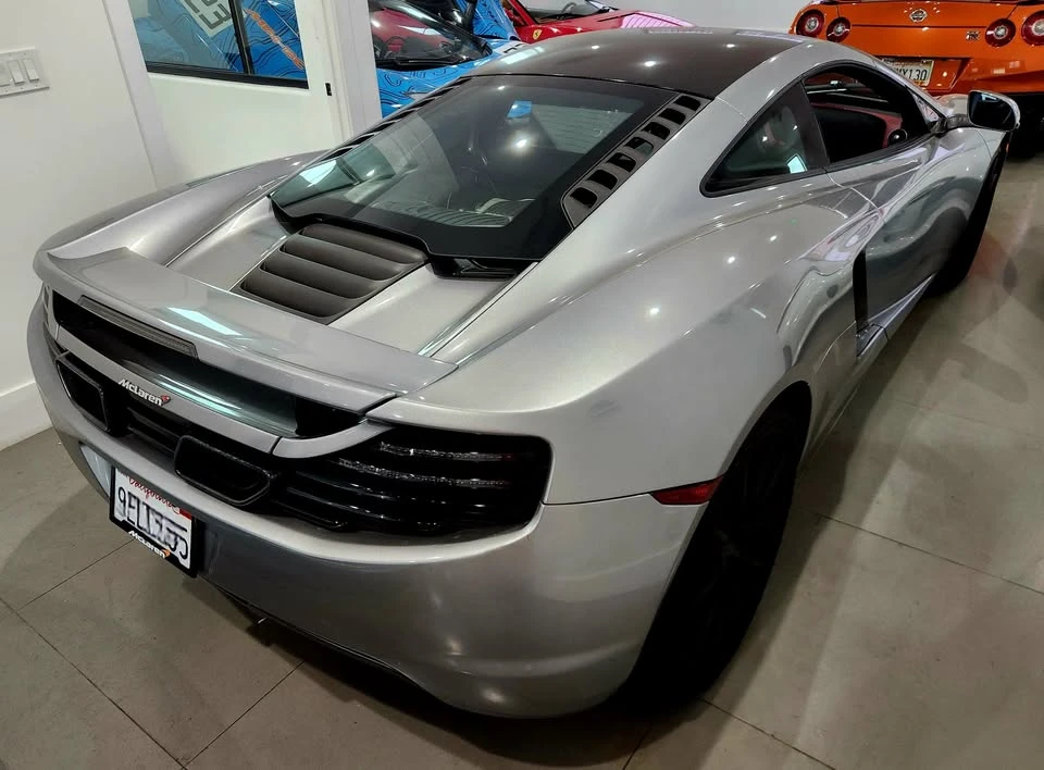 2012 McLaren MP4-12C - Image 7 of 20