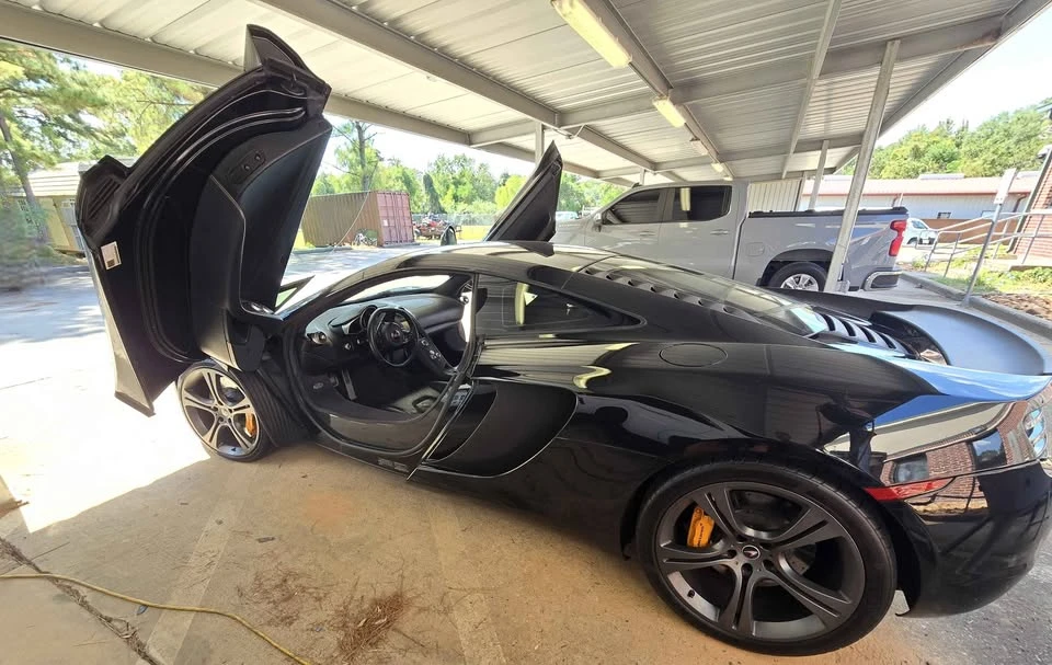 2012 McLaren MP4-12C - Image 3 of 5