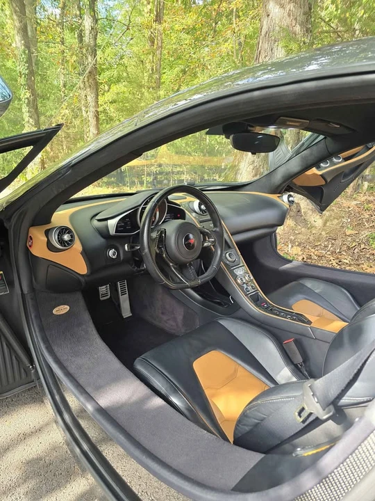 2012 McLaren MP4-12C - Image 5 of 20