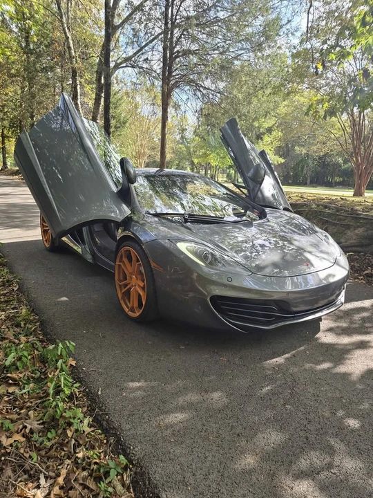 2012 McLaren MP4-12C - Image 8 of 20