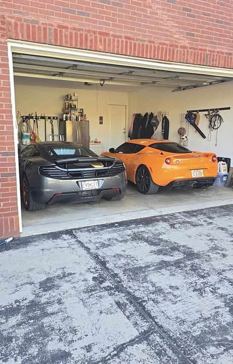 2012 McLaren MP4-12C - Image 19 of 20
