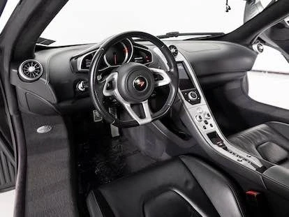 2012 McLaren MP4-12C - Image 4 of 9