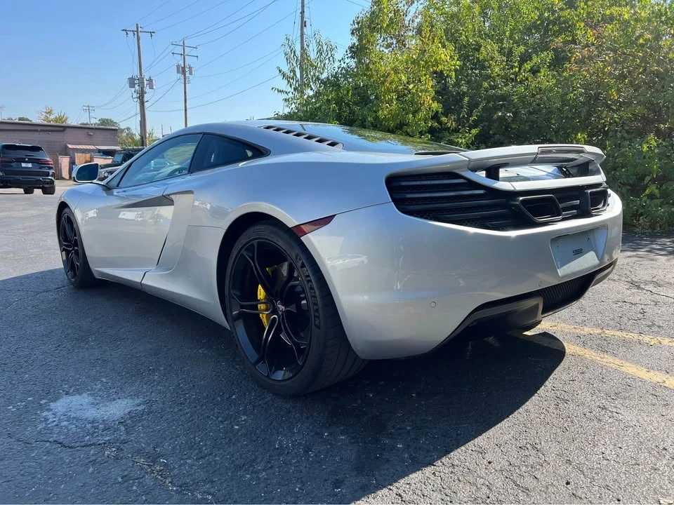2012 McLaren MP4-12C - Image 6 of 9