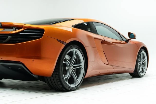2012 McLaren MP4-12C - Image 9 of 19