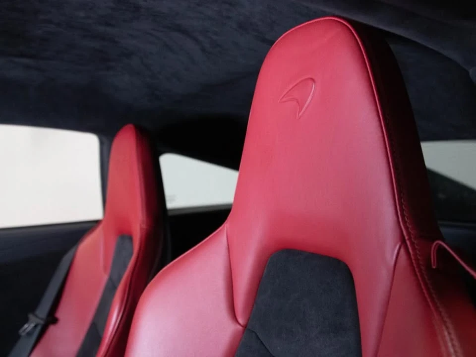 2012 McLaren MP4-12C - Image 19 of 20