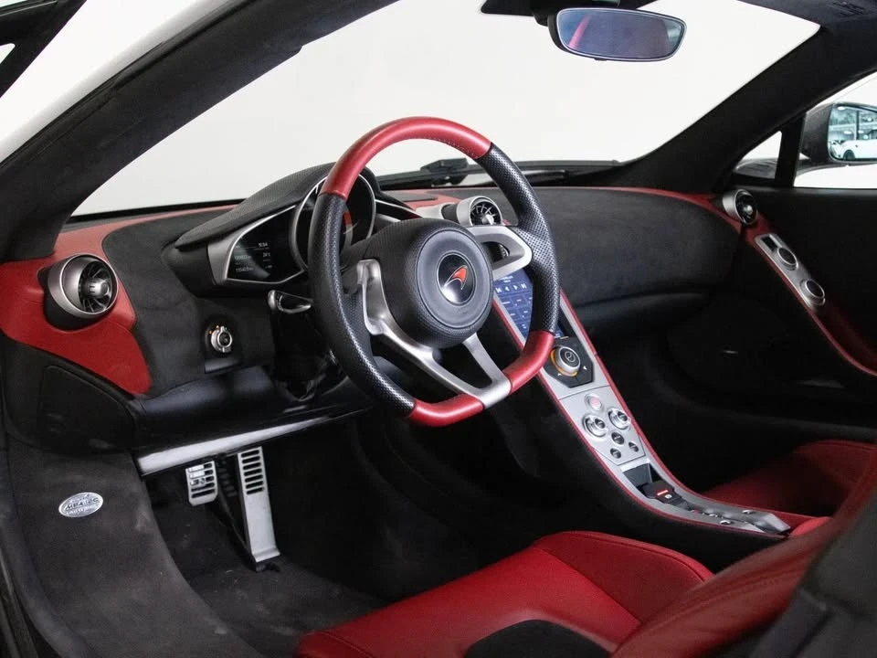 2012 McLaren MP4-12C - Image 16 of 20
