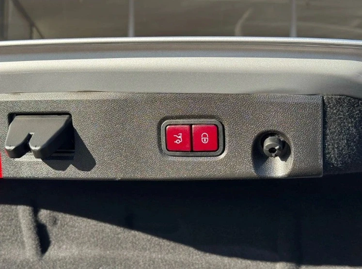 2012 Mercedes-Benz C218 CLS-Class - Image 16 of 20