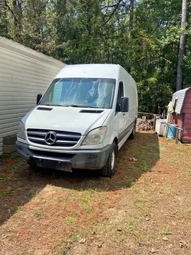 2012 Mercedes-Benz 2500 Van