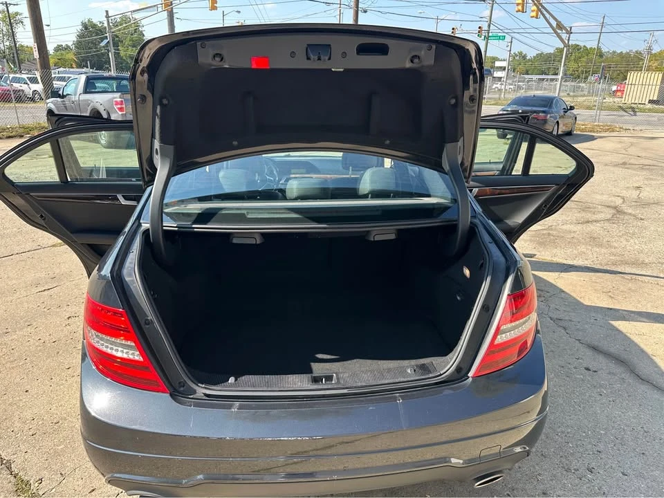 2012 Mercedes-Benz W212 E-Class - Image 18 of 18