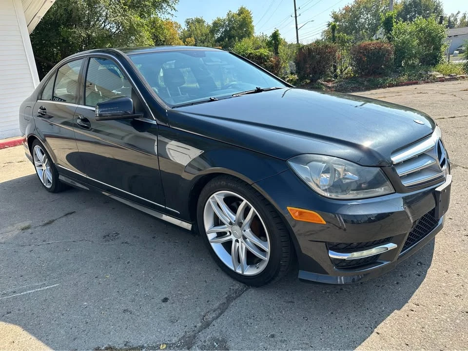2012 Mercedes-Benz W212 E-Class - Image 2 of 18