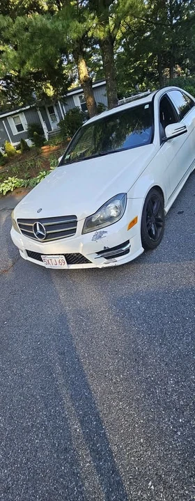 2012 Mercedes-Benz W212 E-Class - Image 4 of 8