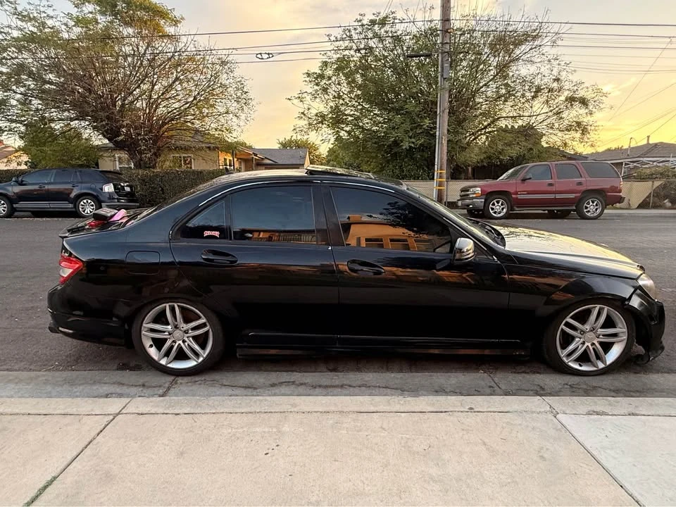 2012 Mercedes-Benz W212 E-Class - Image 2 of 15
