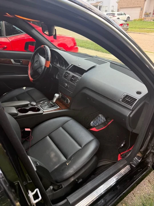 2012 Mercedes-Benz W212 E-Class - Image 2 of 3
