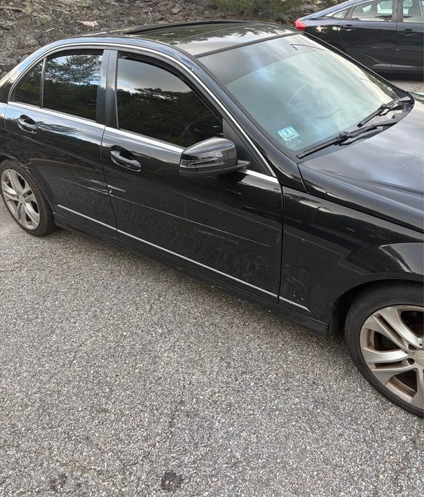 2012 Mercedes-Benz W124 E-Class - Image 5 of 18