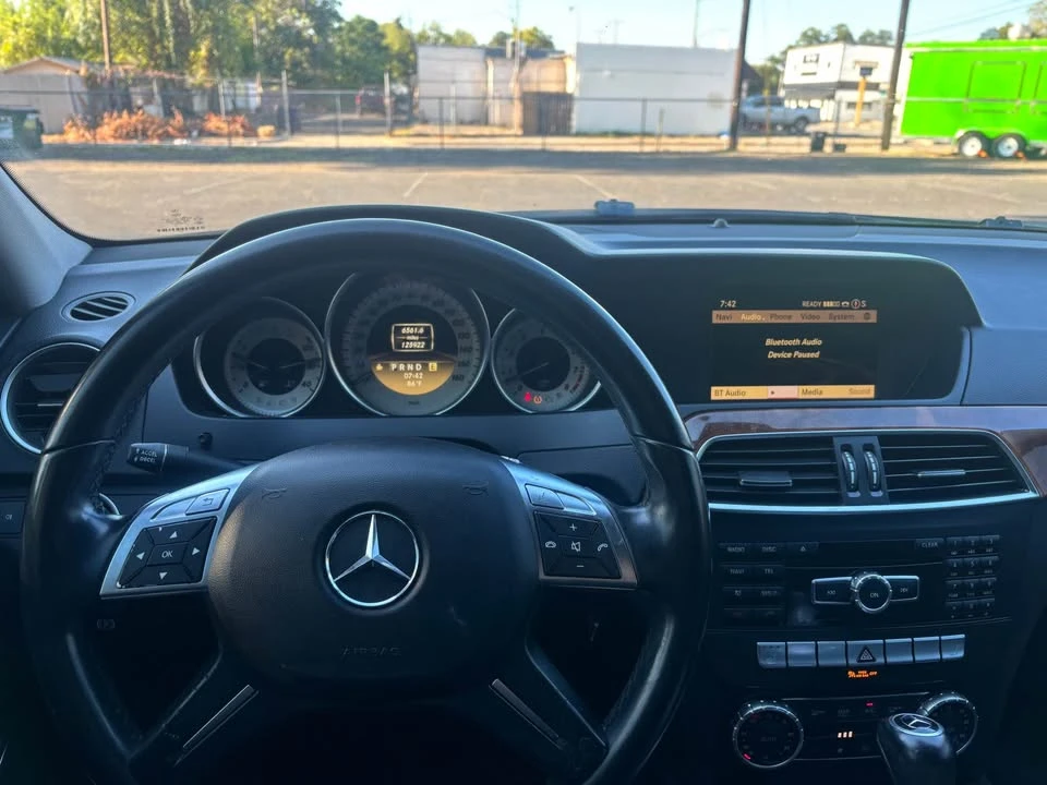 2012 Mercedes-Benz W212 E-Class - Image 5 of 7