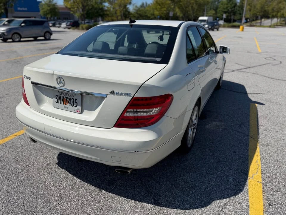 2012 Mercedes-Benz W124 E-Class - Image 3 of 9