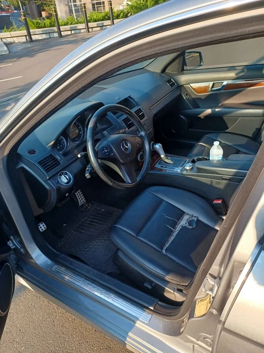 2012 Mercedes-Benz W212 E-Class - Image 6 of 16