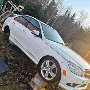 2012 Mercedes-Benz 300 SE