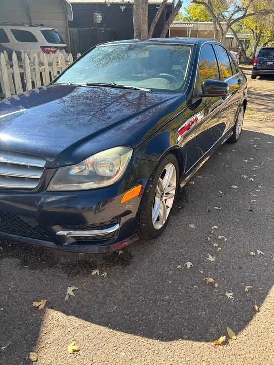 2012 Mercedes-Benz W204 C-Class - Image 2 of 8