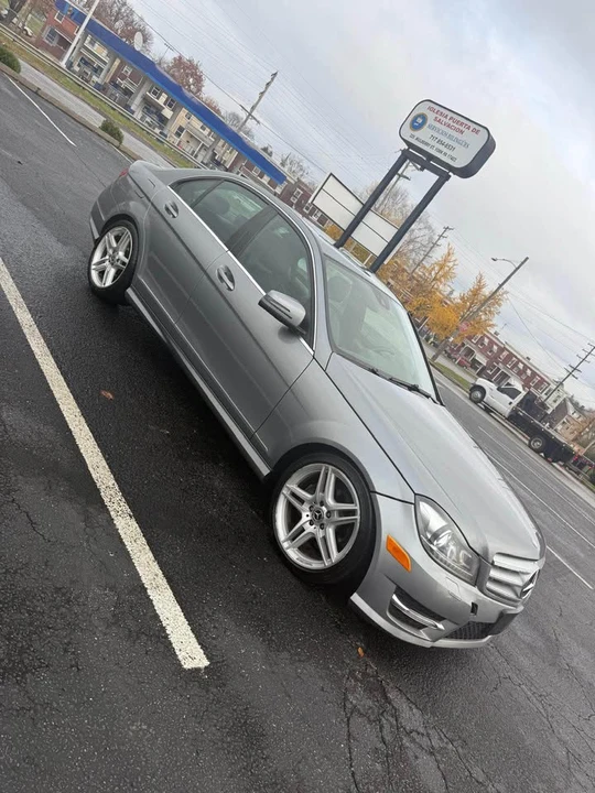 2012 Mercedes-Benz C207/A207 E-Class Coupe & Convertible - Image 5 of 15