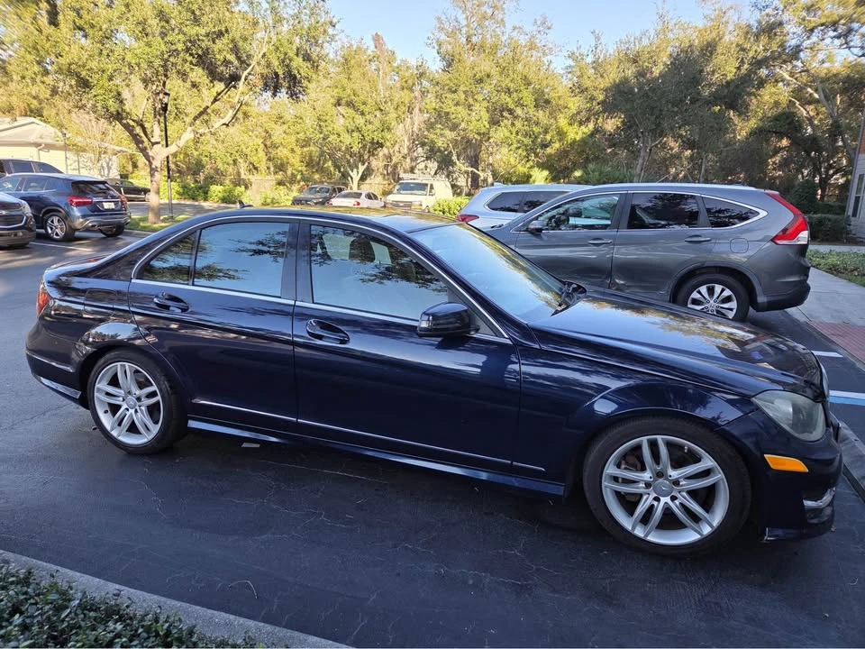 2012 Mercedes-Benz C207/A207 E-Class Coupe & Convertible - Image 2 of 12