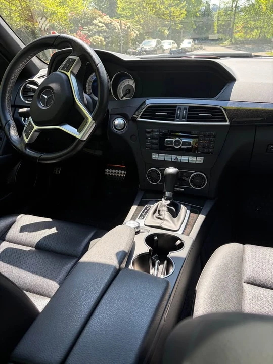 2012 Mercedes-Benz C207/A207 E-Class Coupe & Convertible - Image 3 of 3