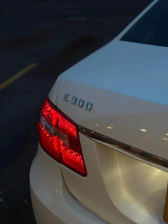 2012 Mercedes-Benz W212 E-Class - Image 5 of 11