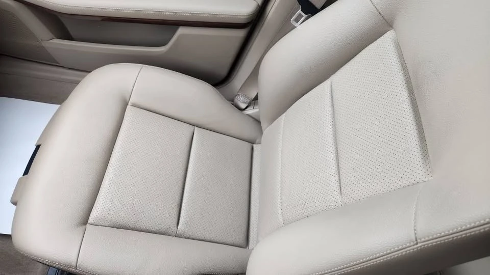 2012 Mercedes-Benz W212 E-Class - Image 11 of 12