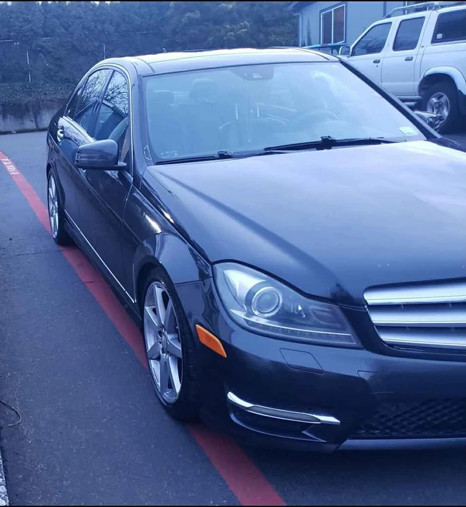 2012 Mercedes-Benz W212 E-Class - Image 2 of 11
