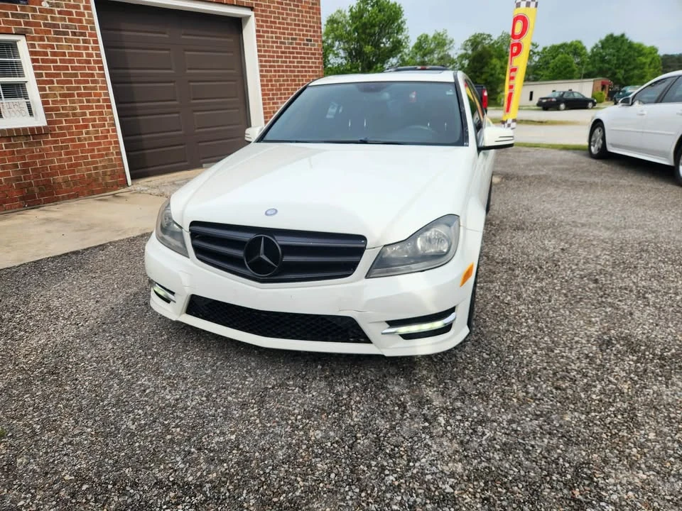 2012 Mercedes-Benz W112 - Image 2 of 17