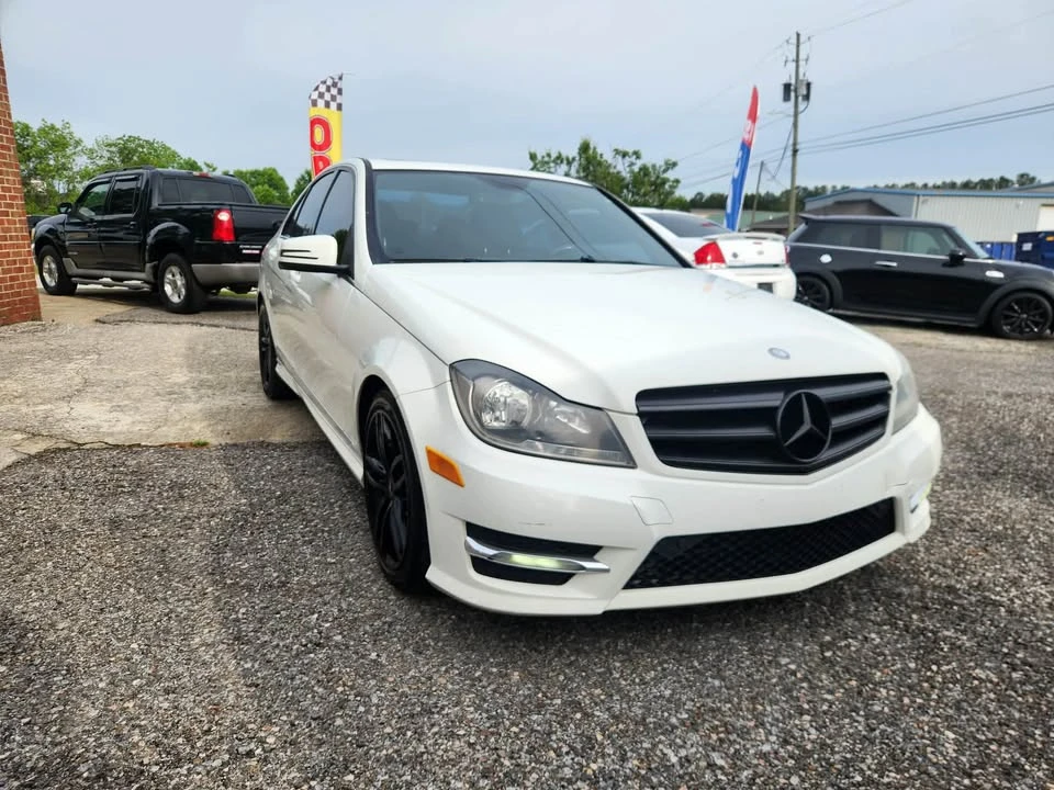 2012 Mercedes-Benz W112 - Image 3 of 17