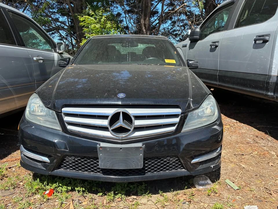 2012 Mercedes-Benz W112 - Image 2 of 20