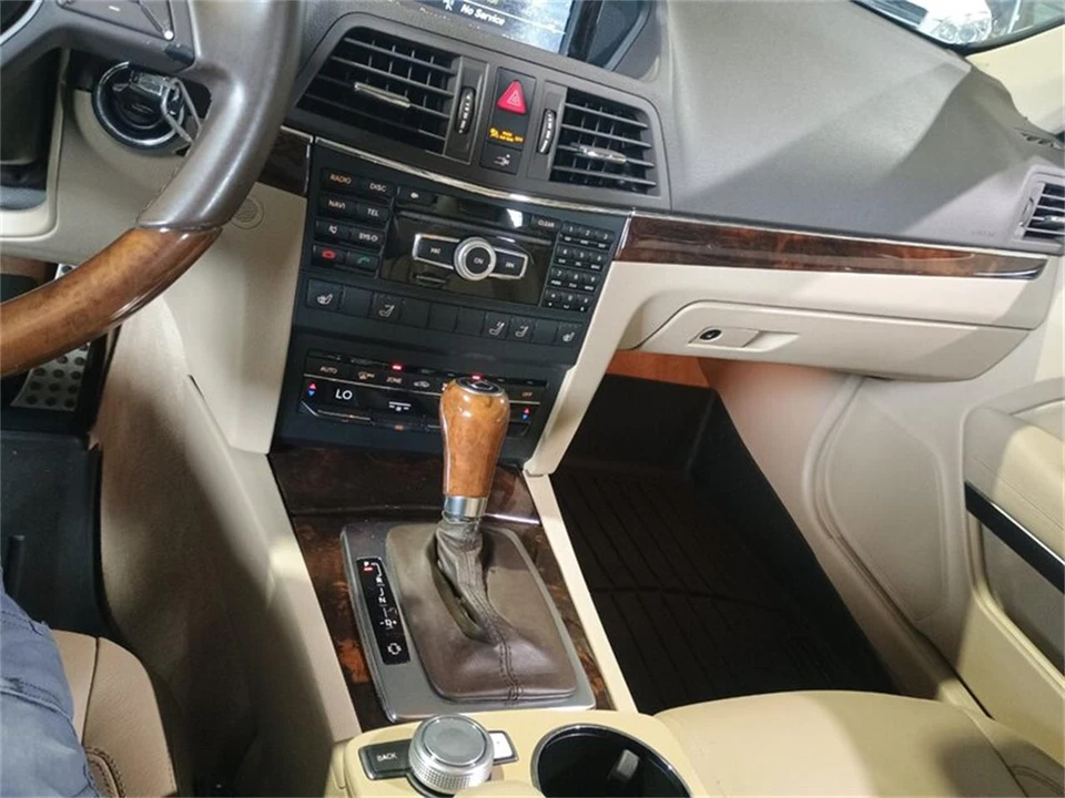 2012 Mercedes-Benz W204 C-Class - Image 21 of 31