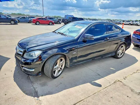 2012 Mercedes-Benz C250 Deportivo