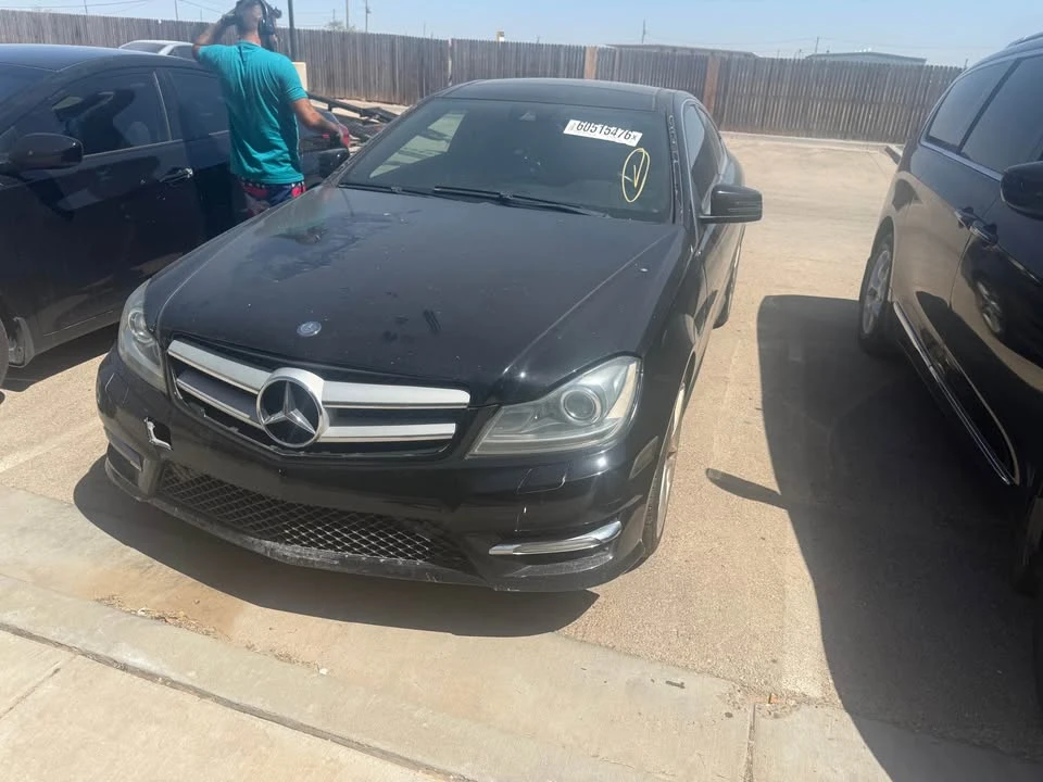 2012 Mercedes-Benz W204 C-Class - Image 3 of 3