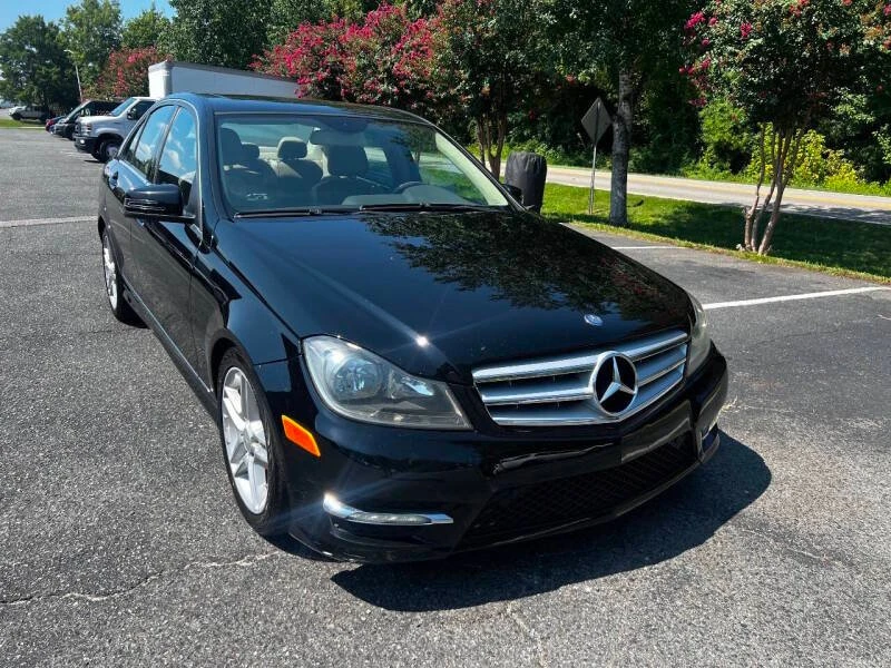 2012 Mercedes-Benz W204 C-Class - Image 10 of 13