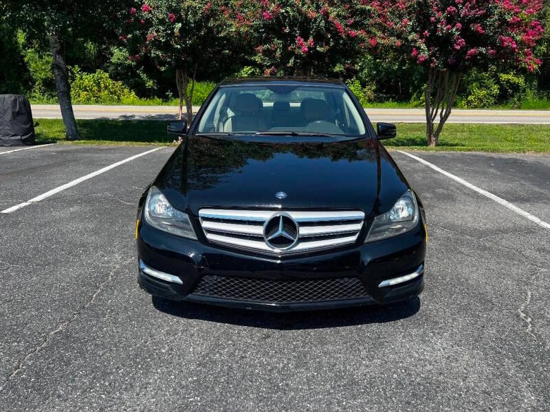 2012 Mercedes-Benz W204 C-Class - Image 9 of 13