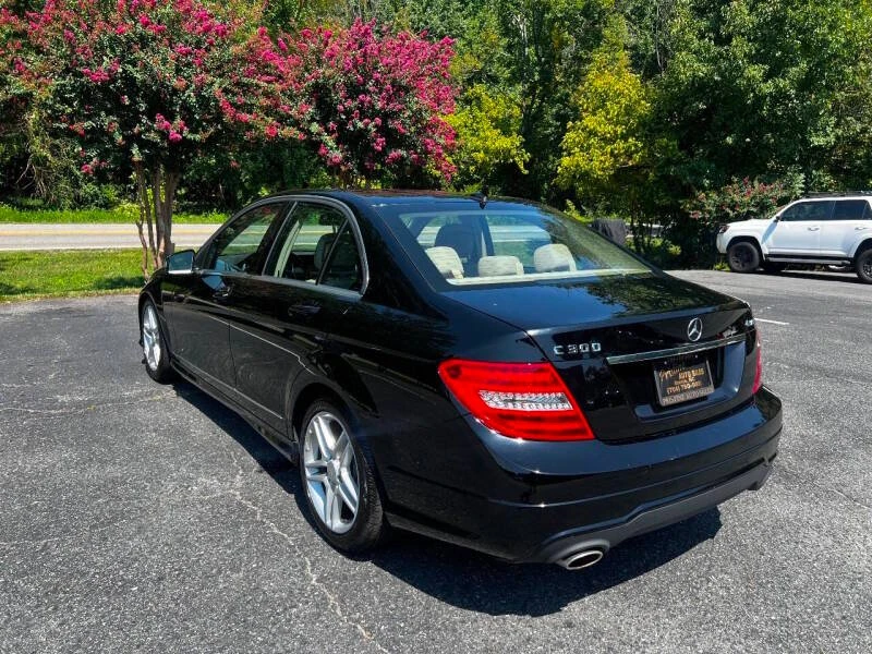 2012 Mercedes-Benz W204 C-Class - Image 8 of 13