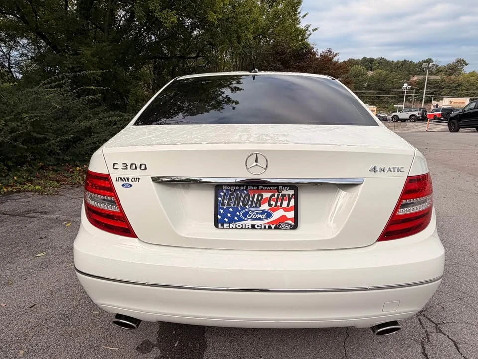2012 Mercedes-Benz W204 C-Class - Image 7 of 14