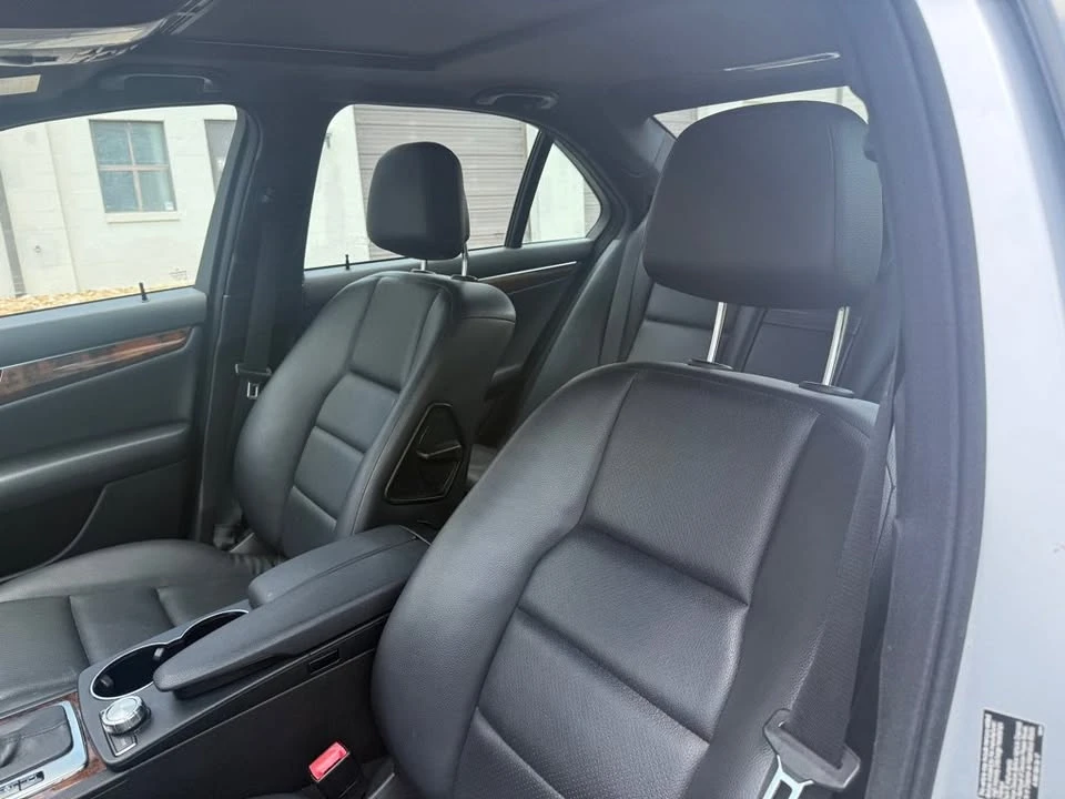 2012 Mercedes-Benz W204 C-Class - Image 11 of 20