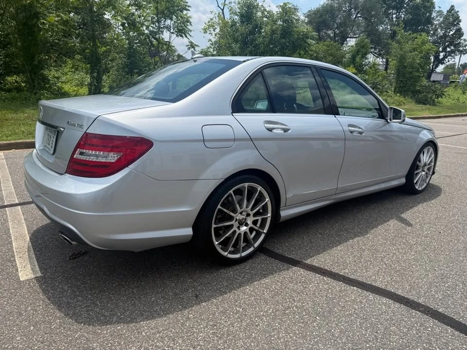 2012 Mercedes-Benz W204 C-Class - Image 4 of 20