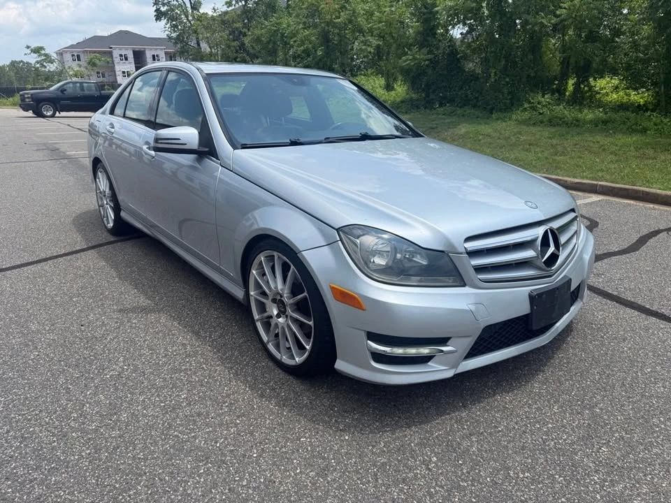 2012 Mercedes-Benz W204 C-Class - Image 6 of 20